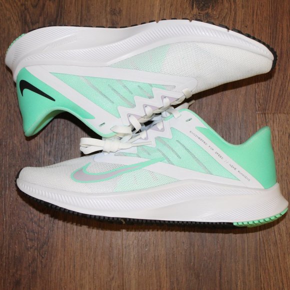 Nike Shoes - Nike Women's Quest 3 Running Shoes